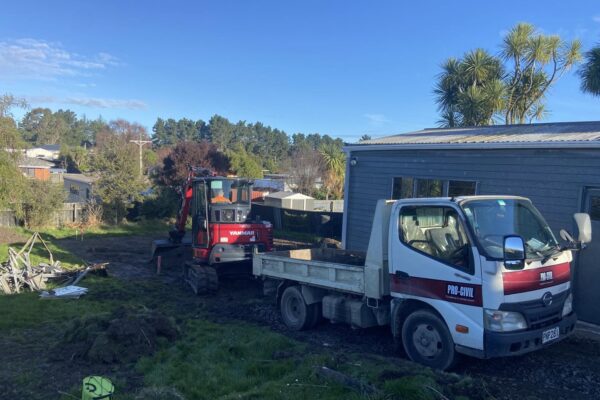 pro_civil_subdivision_developments_infrastructure_pipelaying_new_zealand-kaikorai-valley-road-busy_times_heading_august10