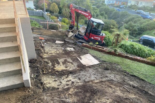 pro_civil_subdivision_developments_infrastructure_pipelaying_new_zealand-kaikorai-valley-road-busy_times_heading_august2