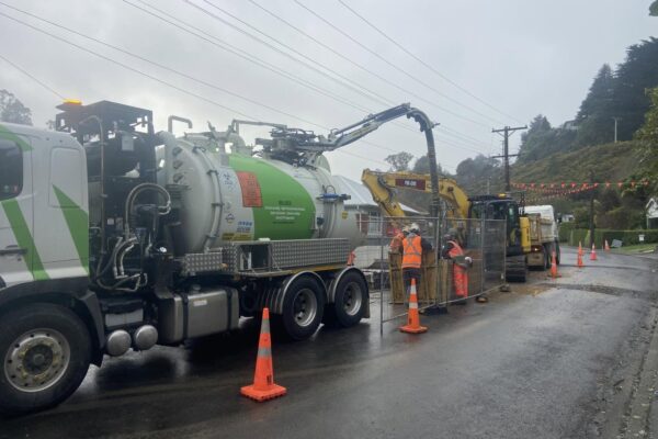 pro_civil_subdivision_developments_infrastructure_pipelaying_new_zealand-kaikorai-valley-road-jeepers_what_a_week-4