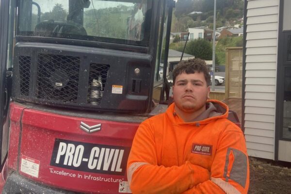 pro_civil_subdivision_developments_infrastructure_pipelaying_new_zealand-kaikorai-valley-road-sam_griffith-2